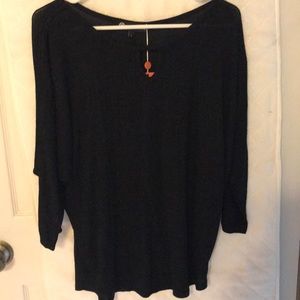 Wantable keyhole dolman top NWT